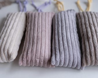 Juguete para gatos con hierba gatera y valeriana, conejito arrugado