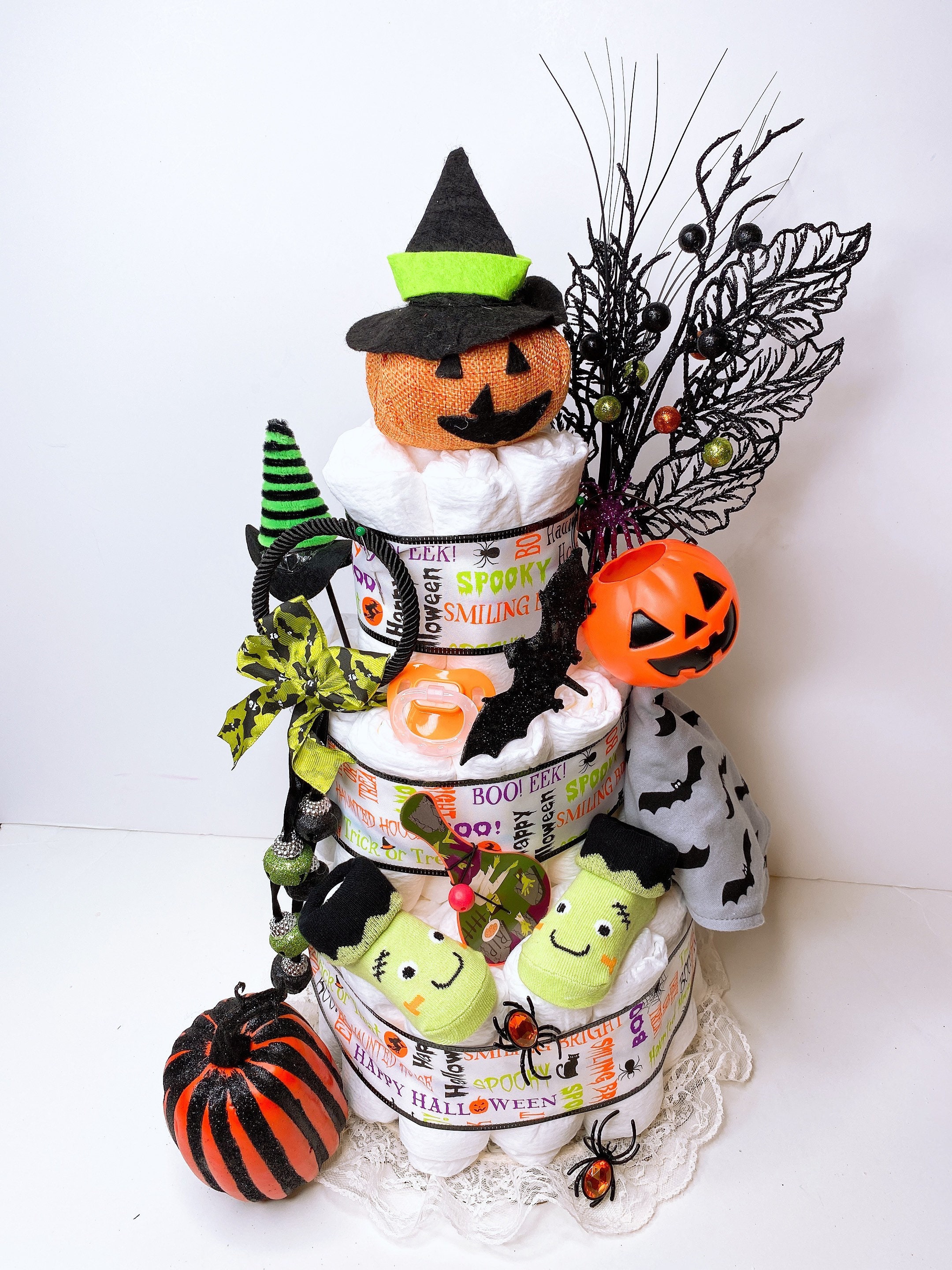 Diaper Cake Halloween
 Halloween Diaper Cake Halloween Themed Boy Diaper Cake