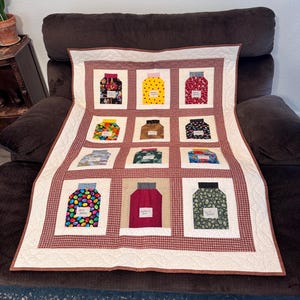 Handmade Mason Jar Patchwork Quilt, Country Farmhouse Baby Blanket (50"x36")