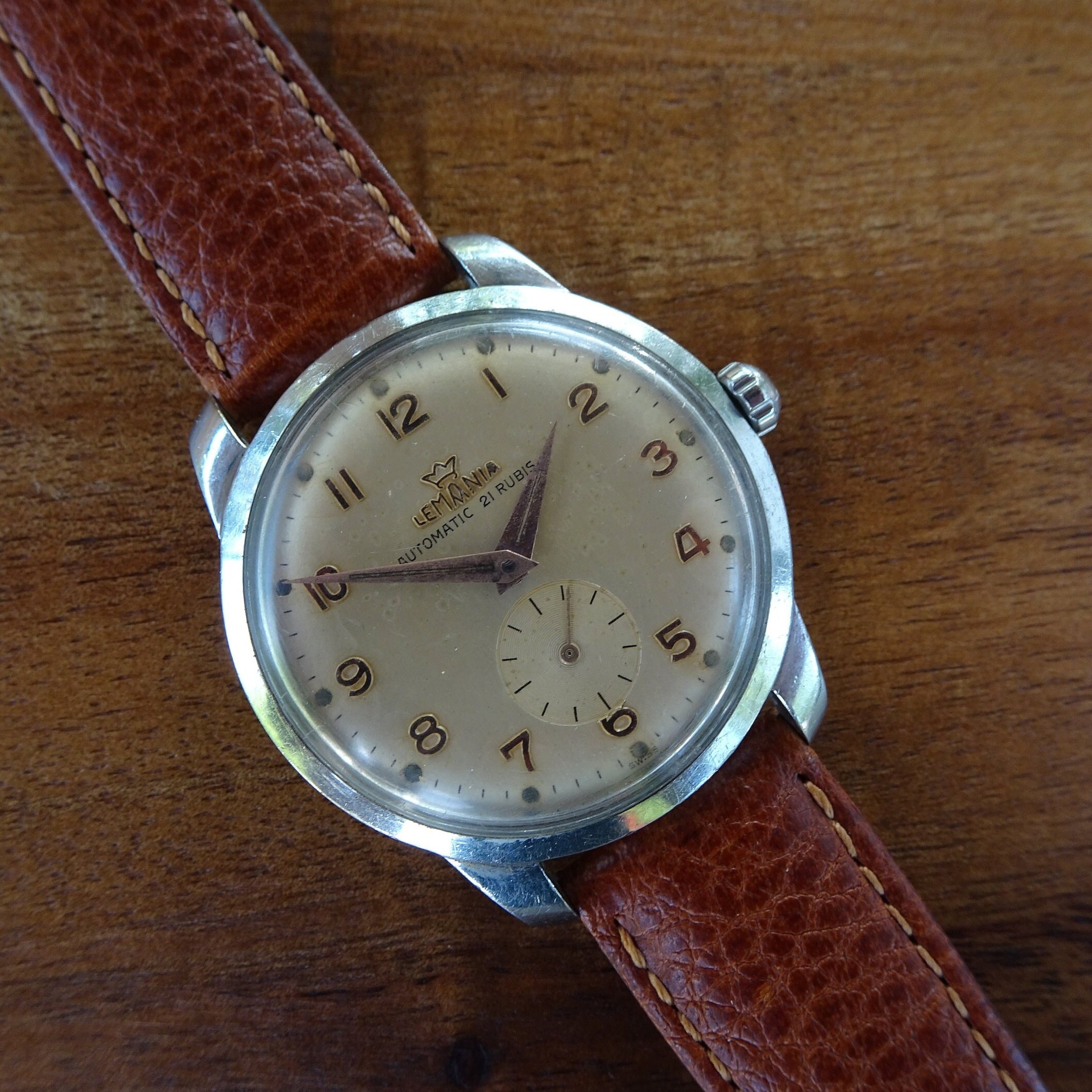 Lemania automatic store