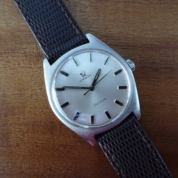 OMEGA Geneve Vintage Mens Wristwatch 