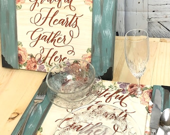 Rustic Wood Charger Set, Floral Farmhouse Table Decor