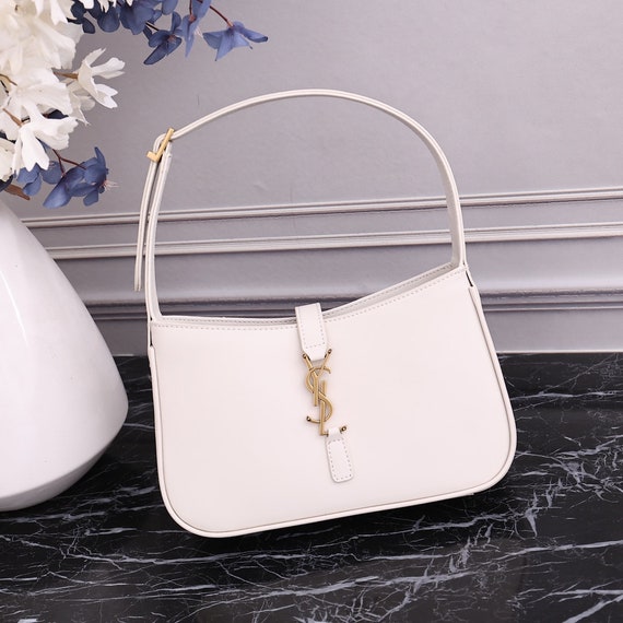 REAL LEATHER Louis Vuitton Bagatelle Cream M46099 TOP QUALITY, 1:1 Rep lica  from Suplook， Contact Whatsapp at +8618559333945 to make an order or check  details. Wholesale and retail worldwide. : r/Suplookbag