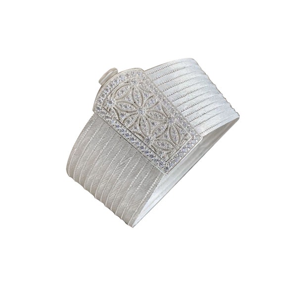 Trabzon 13 Rows Straw Butterfly Head Bracelet Whi… - image 3