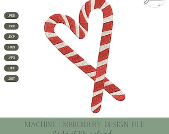 Könnte beinhalten: Ein rot-weiß gestreiftes Zuckerstangen-Design in Herzform. Das Bild ist eine Maschinenstickdatei, die zum sofortigen Download in vier Größen verfügbar ist. Das Design hat ein festliches, weihnachtliches Thema.