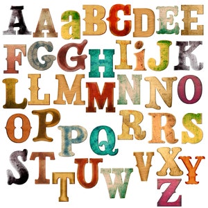 Puede incluir: Un alfabeto colorido con cada letra en un color y textura diferente. Las letras son de madera y tienen un aspecto vintage.