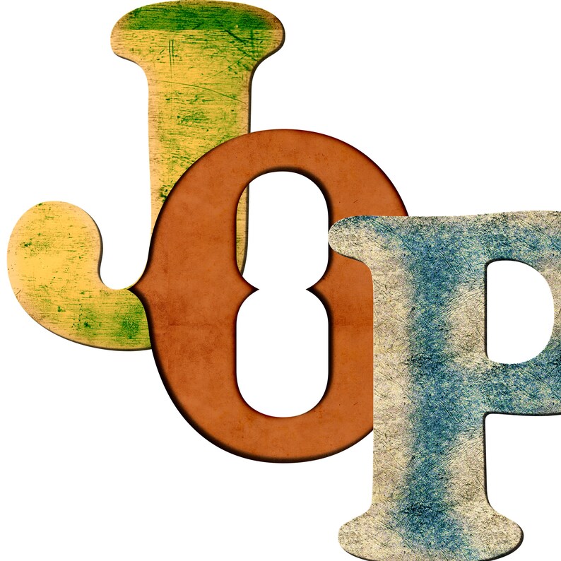 Puede incluir: Las letras J, O y P est&aacute;n cortadas en madera y pintadas en diferentes colores. La J es amarilla con detalles verdes, la O es naranja y la P es azul con detalles blancos.