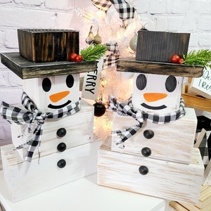 Large Wooden Snowmen
