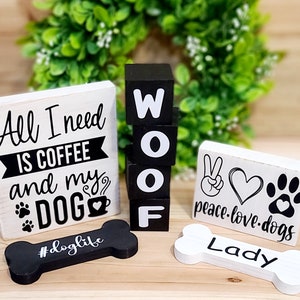 Decoração de bandeja em camadas para cães, decoração personalizável para cães, mãe de cachorro, pacote de decoração com tema de cachorro, mini placas de bandeja em camadas