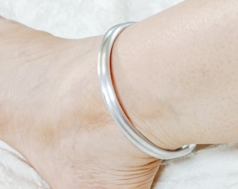 Pair of silver cuff anklet bracelet,Tribal adjustable bangles,Boho foot anklets,Simple beach surfing body jewelry,Summer solid thick anklets