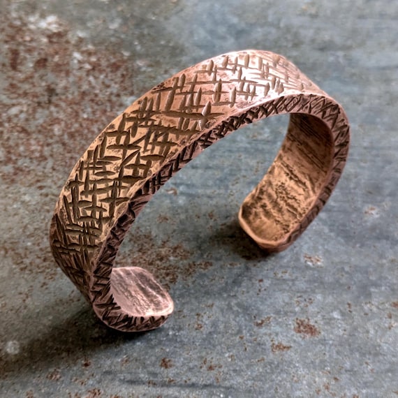 Heavy Thicker Hand Tooled Vintage Native American Navajo Signed Copper Bracelet Heavy Thicker Hand Tooled Vintage Native American Navajo Signed Copper Bracelet