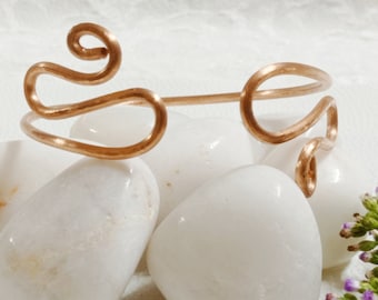 Polsino del braccio superiore in rame,bracciale del braccio superiore in oro,fascia da braccio superiore,bracciale bicipite semplice,bracciale del braccio superiore in rame in ottone,gioielli da braccio minimali.