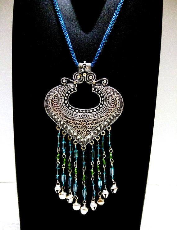 UK GREEN DRAGON EGG PENDANT NECKLACE Jewellery Gift Idea Gothic Steampunk Scale