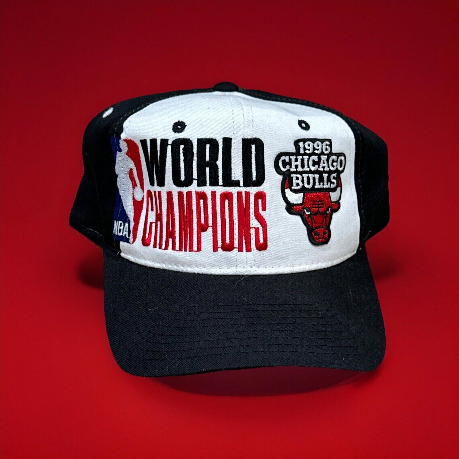 レア　シカゴブルズ　NBA　キャップ NBA】NewEra 9TWENTY NBA METAL シカゴ・ブルズ キャップ（BULLS