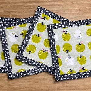 Apple coasters, set of 2