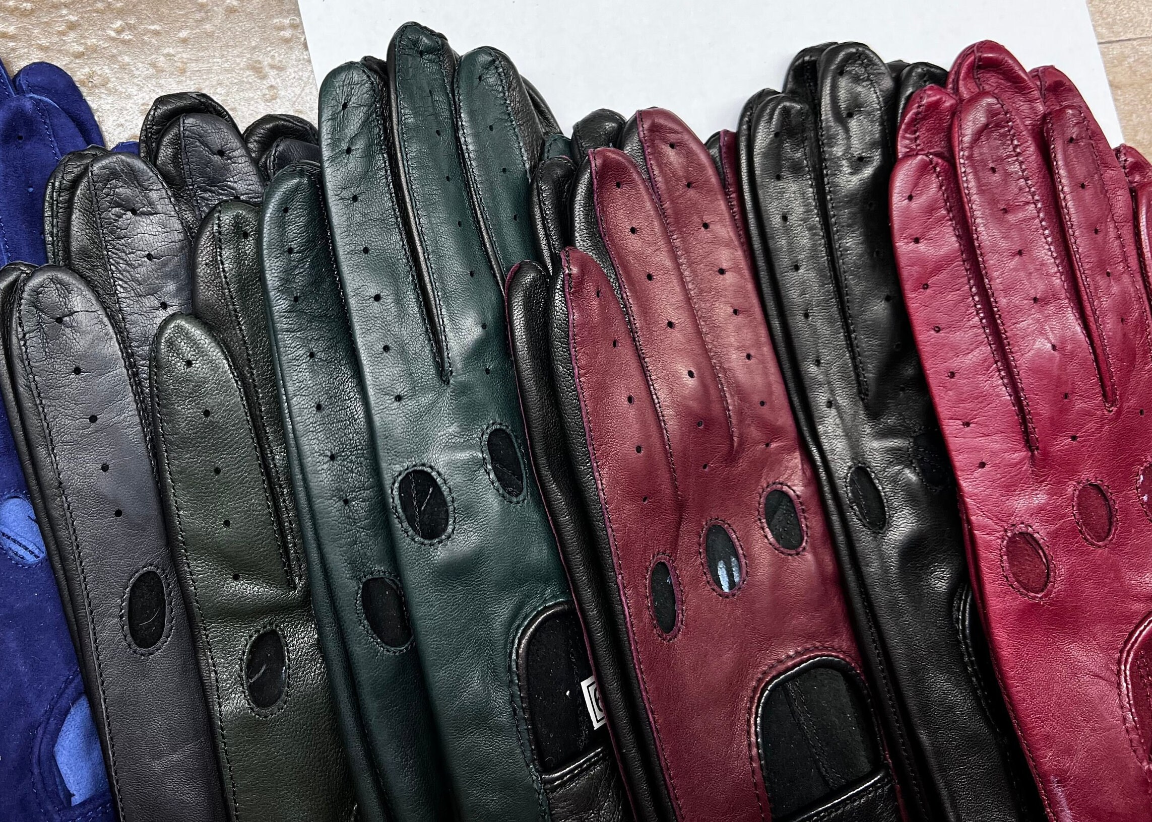 Multiple Colors - Driving Gloves - Women