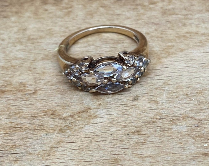 Lovely Silver Gilt Ring Size K