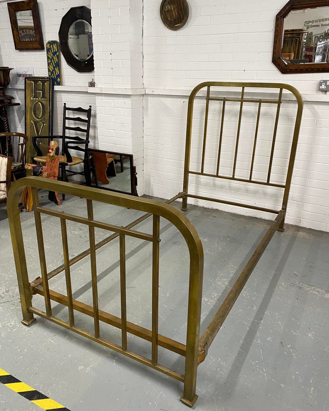 Antique metal online twin bed frame