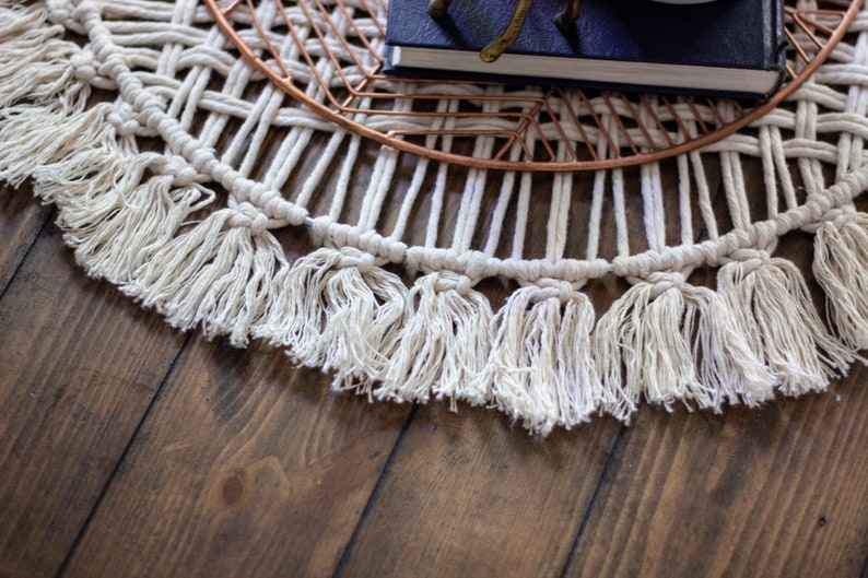 Circle Macrame Table Runner // Modern Doilies image 3