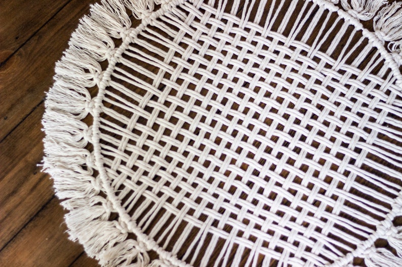 Circle Macrame Table Runner // Modern Doilies image 1