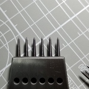 Removable Leather Craft round Hole pricking iron chise steel Stitching Punch Tools Diy set image 7