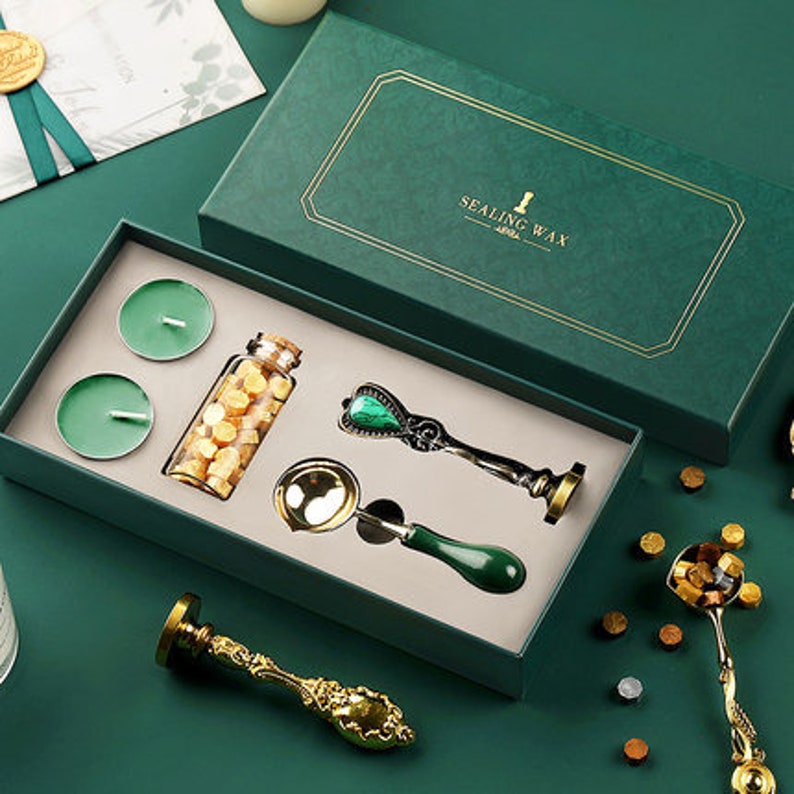 A-Z Initial Alphabets Letter Wax Seal Stamp Sets with wood handle Wax seal Kit Wedding Gift Envelope with Gift Box
