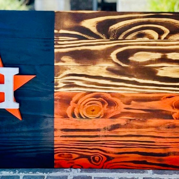 Houston Astros State Of Texas Flag Hanging In Dorm Room Houston Astros Texas State Flag - 3ft X 5ft Polyester Flag (MLB, WinCraft Brand) Houston Astros Flag - Foto 2