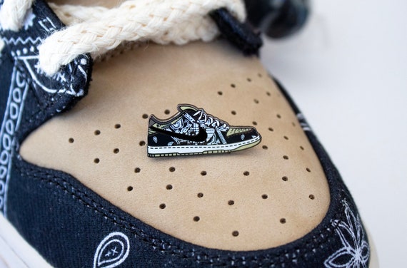 Travis Scott Dunk Sneaker Pin | Etsy