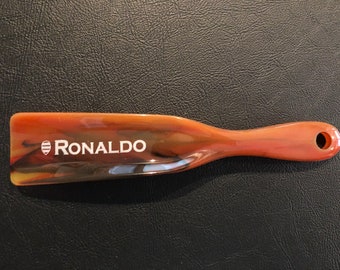 Men's Ronaldo Short Handle Shoe Horn Accessory 7"