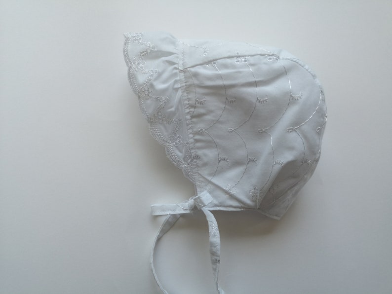 white eylet bonnet baby bonnet ruffle bonnet sun hat
