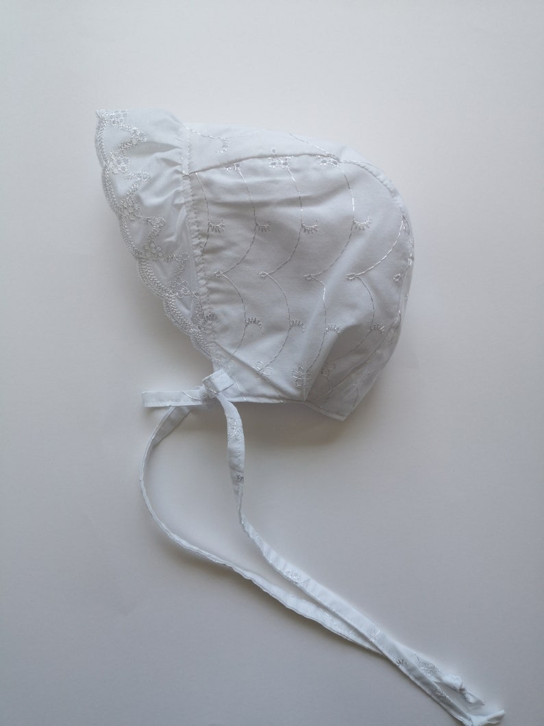 white eylet bonnet baby bonnet ruffle bonnet sun hat