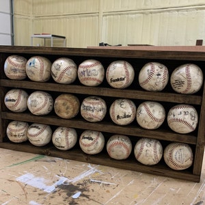 Rectangle baseball display-21 baseballs