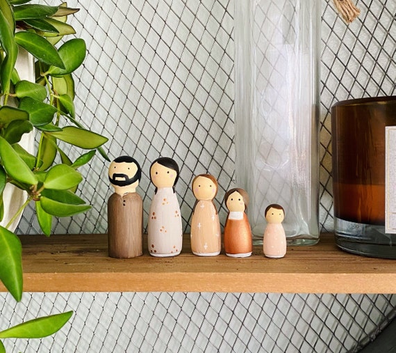 Personalized Peg Doll Wooden Family | Wooden Peg People | Eyes Only