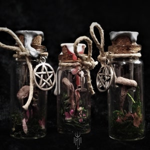 キノコの魔女の小瓶