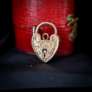 Antique 9ct Gold Engraved Opening Heart Padlock Charm Pendant