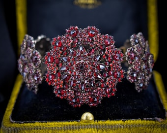 Antique Victorian Bohemian Garnet Bracelet | Circa.1890
