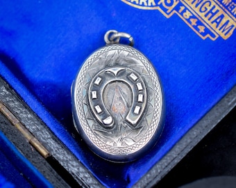 Antieke sterlingzilveren hoefijzermedaillonhanger | Birmingham, 1887