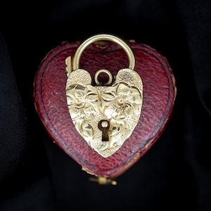Vintage 9ct Yellow Gold Floral Heart Padlock Charm Pendant