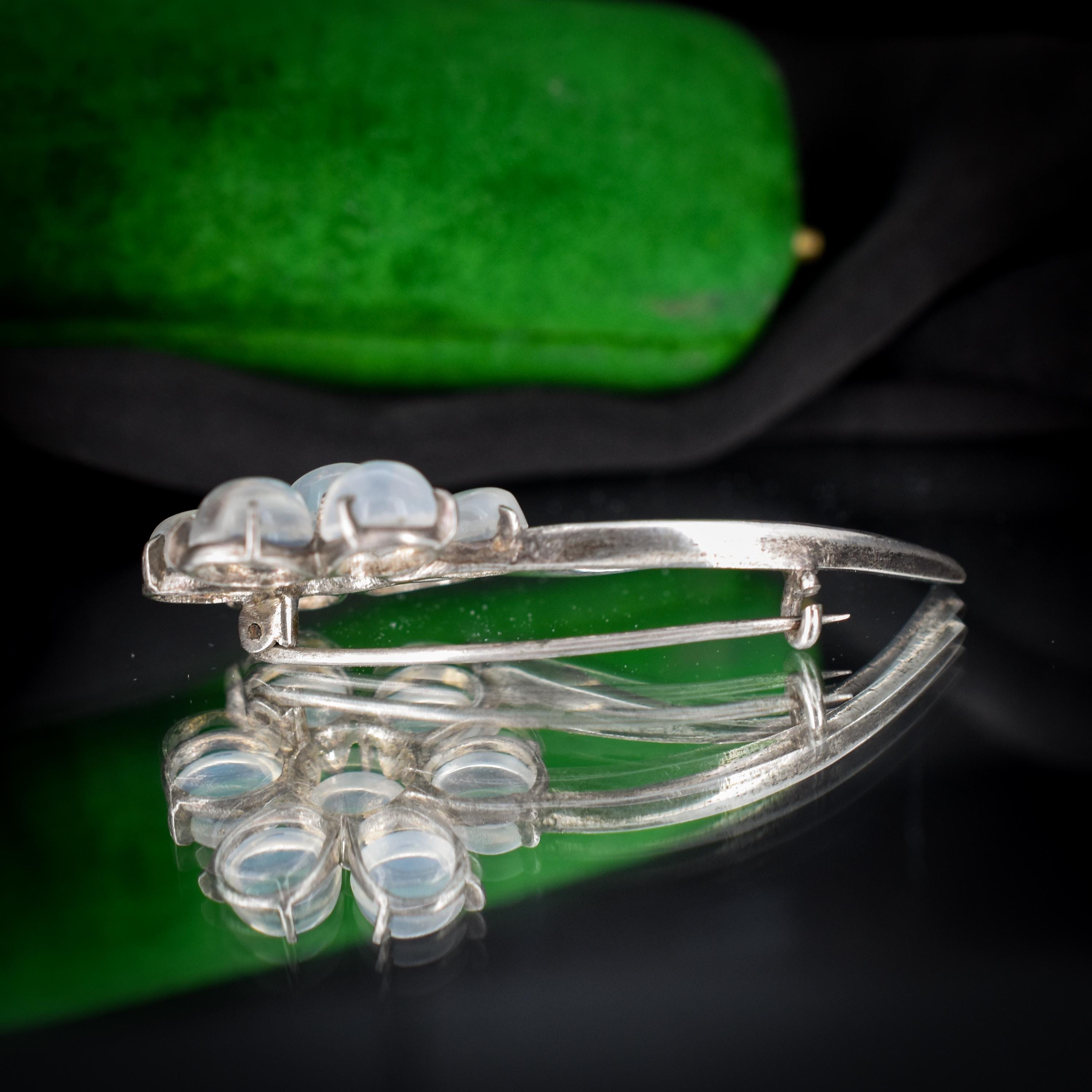   107 ムーンストーン　シルバー　ブローチ　フラワー 107 ムーンストーン シルバー ブローチ フラワー ヴィンテージ ムーン