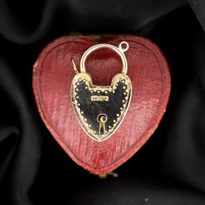 Antique 9ct Gold Patterned Opening Heart Padlock Charm Pendant