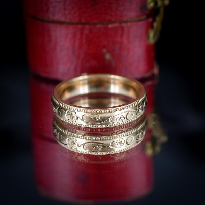 Vintage 9ct Gold Floral Fancy Patterned Wedding Band Ring - Etsy