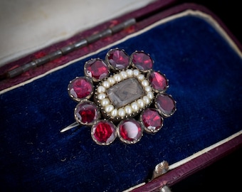 Antique Georgian Flat Cut Garnet Seed Pearl Gold Lace Pin Brooch