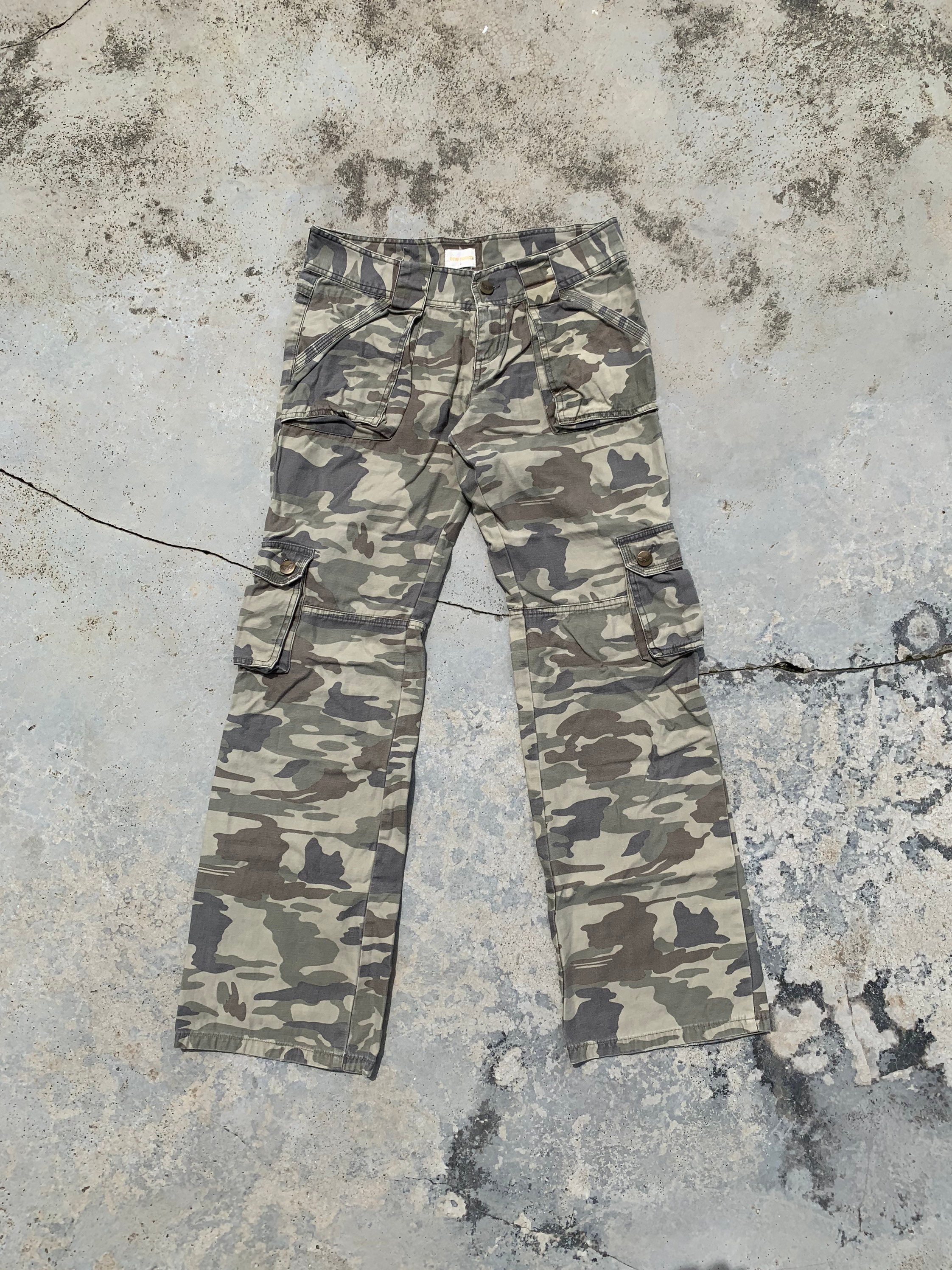 Vintage One Room Low Waist Flare Camo Cargos Unisex Größe W30L29.5 Bootcut Militär American Army Taktische Multipocket Hose