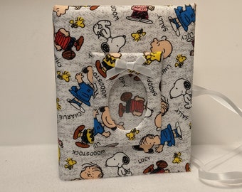 Charlie Brown Snoopy and the Peanuts Gang Photo Album - Holds 100 4x6 Photos - Handmade