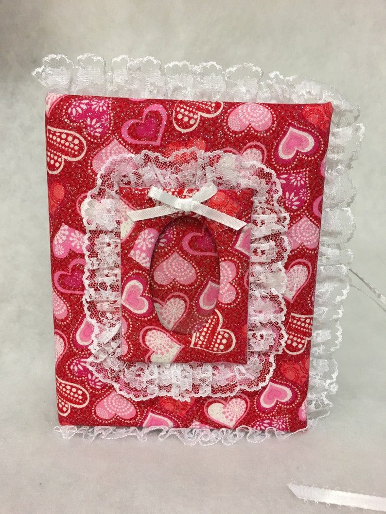 Beautiful Pink Hearts Fabric Photo Album with Heart Shaped Photo Frame 4x6 100 pages