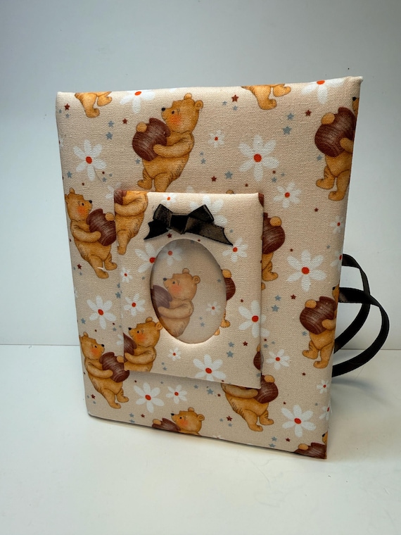 Cute Winnie the Pooh Photo Album With Daisies and Honey Pot