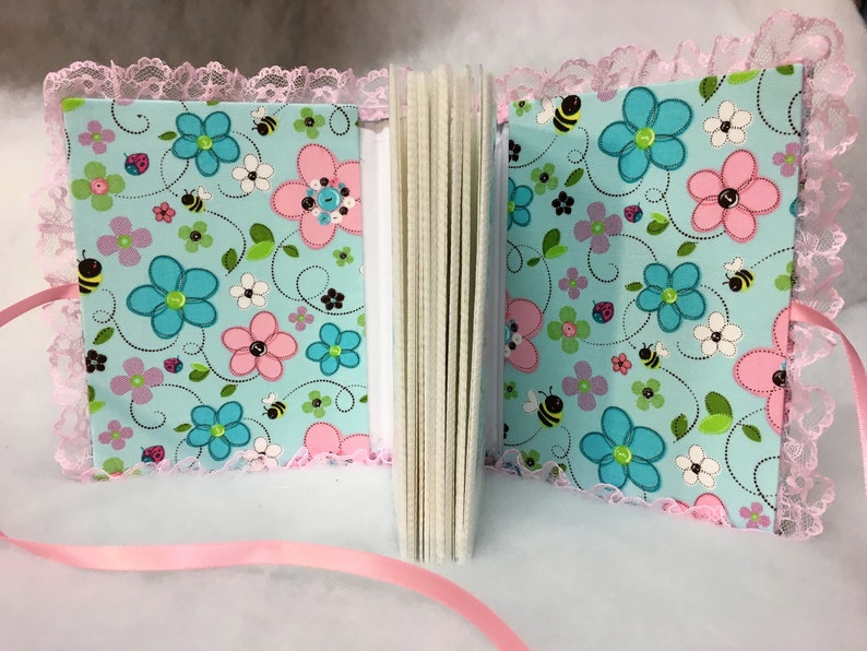 Sweet Pea Flowers Custom Photo Album for Baby Girl Holds 100 4x6 Photos Handmade