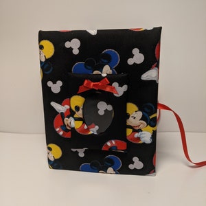  Mickey Mouse and Gang 2024 Photo Album 4X 6 Holds