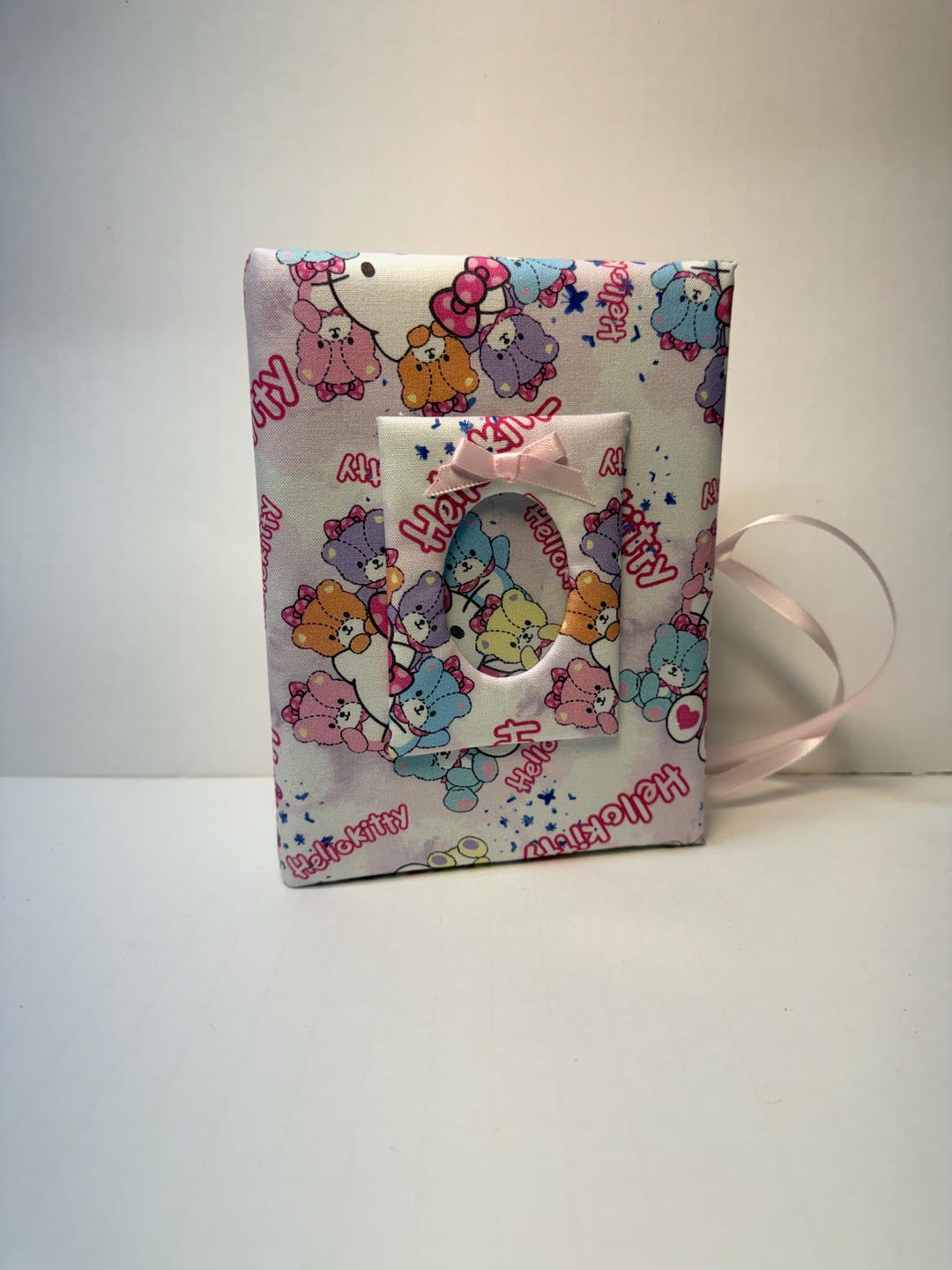 Custom Hello Kitty Photo Album, Hello Kitty Photo Album - Holds