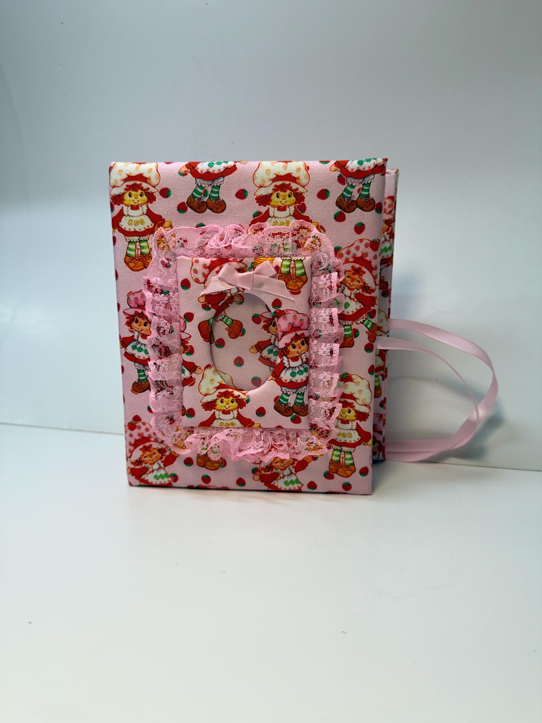 Custom Girls Photo Album, Strawberry Shortcake Photo Album - Holds